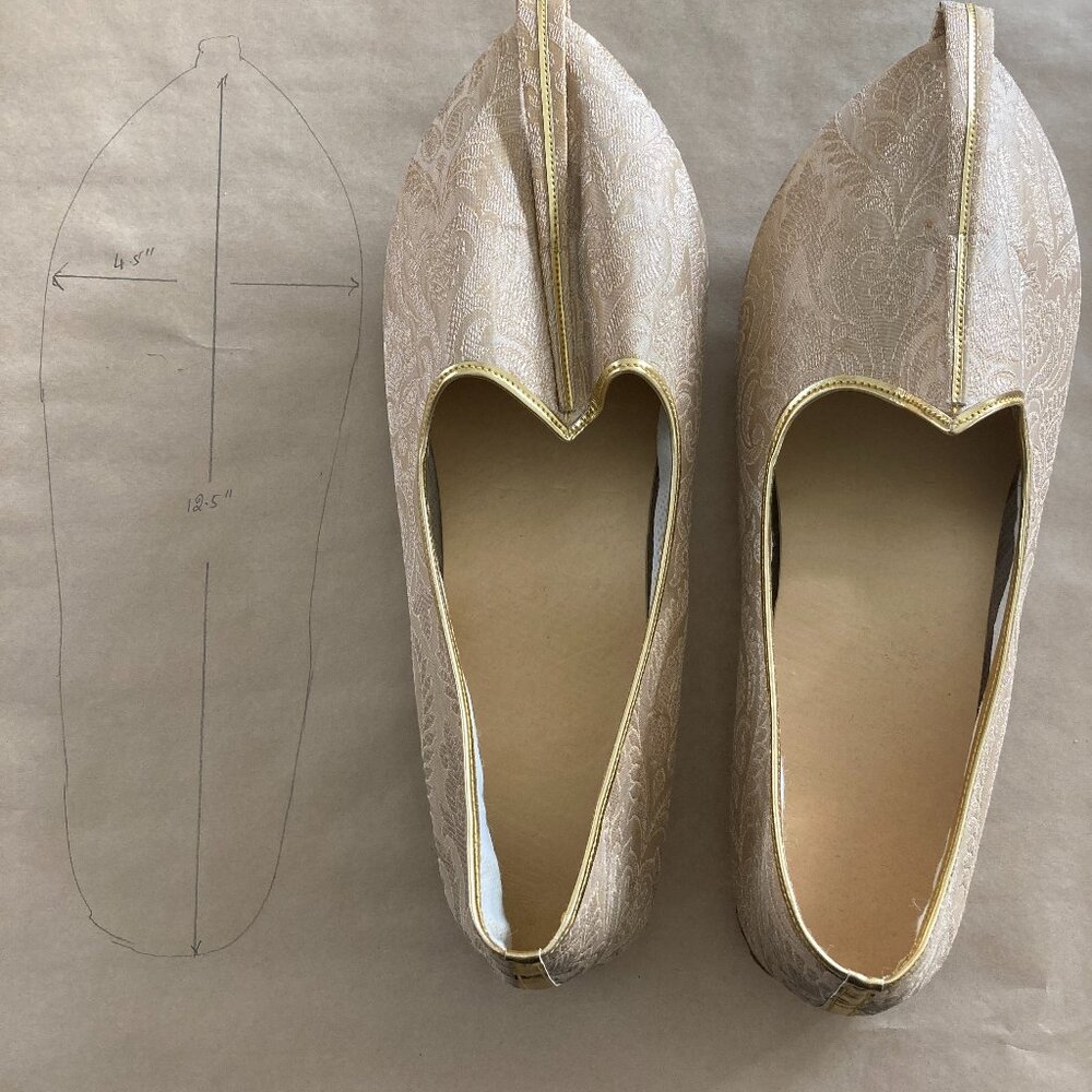 Cream Mojari - Jutti (Indian footwear)